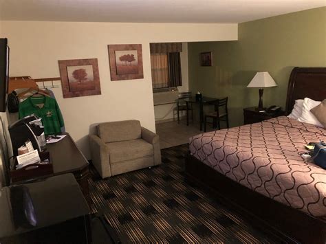 pacer inn and suites delaware.